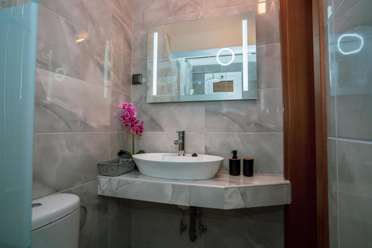 Seashell Luxury Apartment نيكيتي المظهر الخارجي الصورة